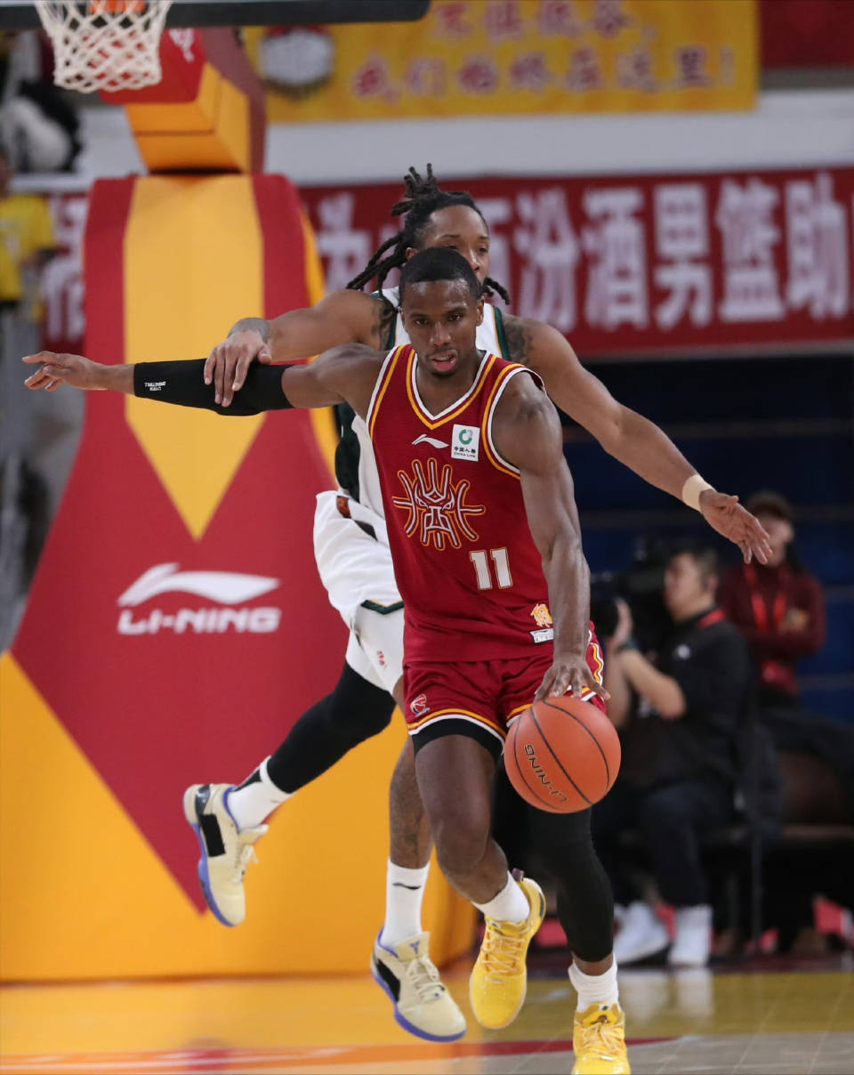 葡萄牙体育围绕CBA季后赛防线松动今晨山东泰山篮板制胜，媒体一致点评：风云突变阿斯顿维拉转会期状态回暖的简单介绍